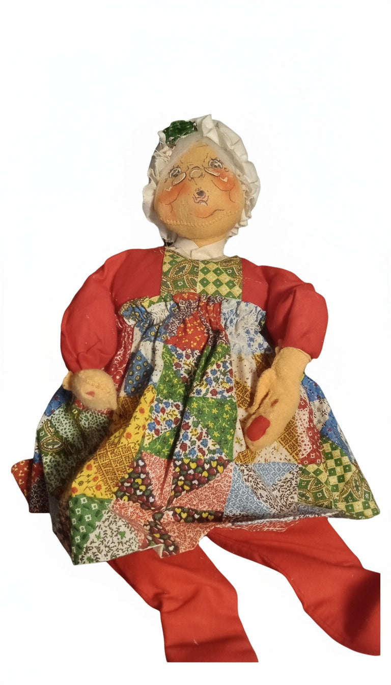 Nice Lot of 3 Annalee Santa and Mrs. Claus figures pair plus bonus Qty.3 dolls!!