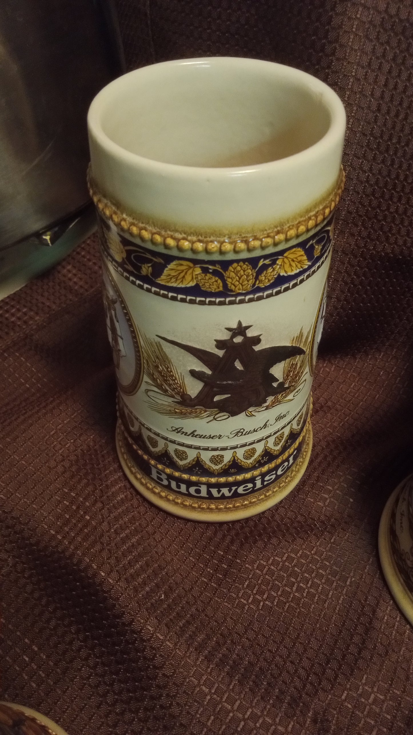 Lot of 6 Mint Budweiser Beer Steins (No Box) – 1992 Oktoberfest, 2004 Holiday Clydesdales, Vintage Ceramarte Collection